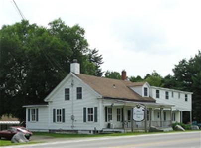 The Riverside Inn Stowe Exterior photo